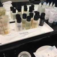 充実のアメニティ。資生堂のエリクシールの基礎化粧品も&#12