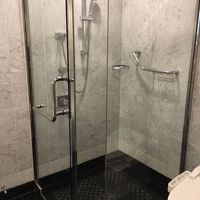 シャワーブース。