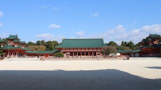 歴史的なものをあまり感じることができず、残念。