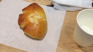 お手軽で美味しいパン屋さん