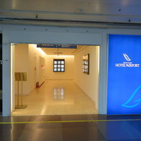 空港1階フロアからそのまま入れます