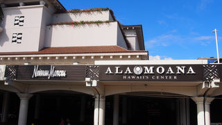 ハワイ最新ファッションなら必ずチェック！