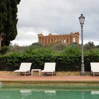 プールからもコンコルディア神殿