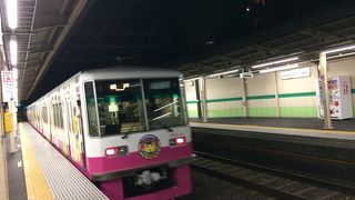 京成津田沼駅から松戸駅を結ぶ電車