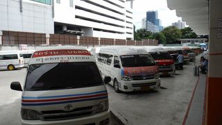 東バスターミナルからでています