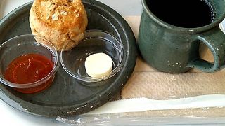 甘さ控えめに「ローズベーカリー オン・ザ・ラン イセタンハネダストア」～羽田空港～