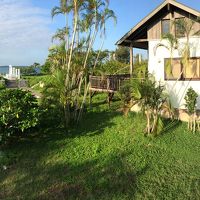 宿泊コテージは海が見えるタイプ。デッキからの眺め。