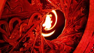 龍やら黄金の木やら…