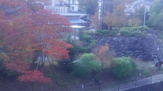 昔ながらの温泉街