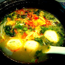 出来立て拉麺を作ってくれる