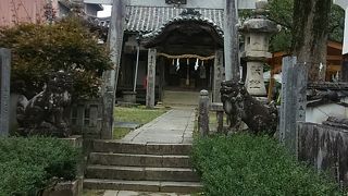 由緒がありそうな神社