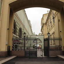 ネット予約したらここから入場できます