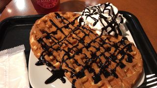 アパホテルの一階