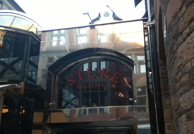 大型のショッピングセンター