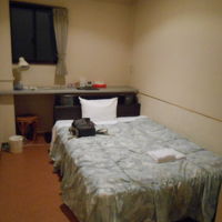 良い感じのシングルルームでした。