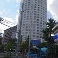 札幌市街にそびえ立つ丸い筒
