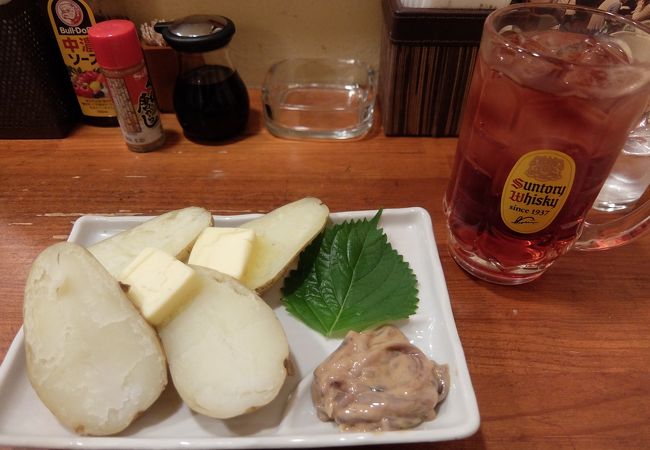 明るい雰囲気の居酒屋