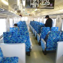 車内の様子、ガラガラです・・・