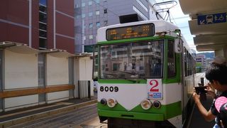 特殊な電車も。