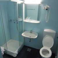 シャワーのみ。