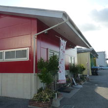 せんべい店の入り口