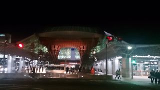 金沢の表玄関のシンボル