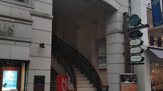 名前を残すためかな・・・