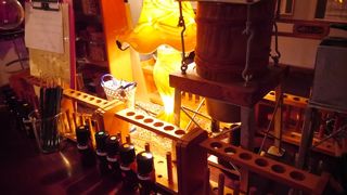 実験道具のような香り調合キットの数々