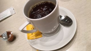 おかわり無料 羽田空港第一ターミナルの喫茶店