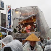 宿前を町会から会場に向かう1台だけ取りました