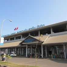 ラオスって感じのワットタイ空港