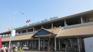 どこかのんびりした空気が漂ってる空港