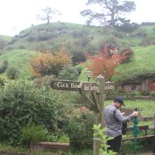 ウォーキングツアーのスタートです。