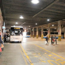 ターミナル内の乗り場