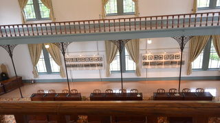 明治初期の木造洋風建築。重要文化財です。