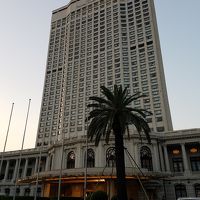 33階建てのクラシカルな外観