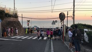 今やアジア系外人ばかり、江ノ電鎌倉高校前駅