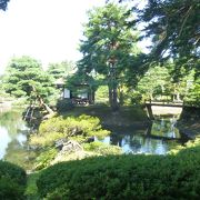 会津藩・御薬園（おやくえん）と秩父宮勢津子妃殿下ゆかりの重陽閣は、一度は訪ねたい。