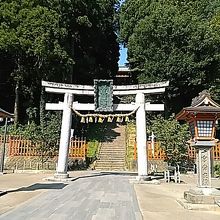 200段昇ってパワーをもらいましょう