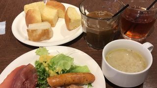 朝から生ハム食べ放題