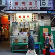 ローカルで賑わう茶餐廳