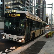 バスは普通サイズ