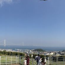 明石大橋がすぐそこ