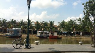 川をみながらゆっくりできます