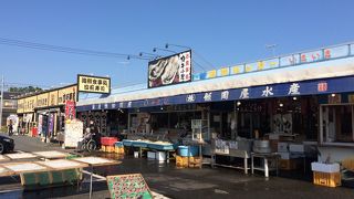 新鮮な魚介類がたくさん