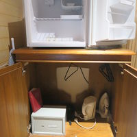 セーフティーボックス、冷蔵庫、アイロンなどの設備