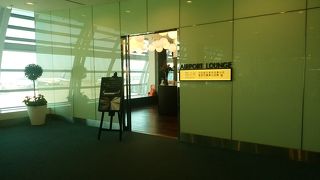 見晴らしの良いエアポートラウンジ