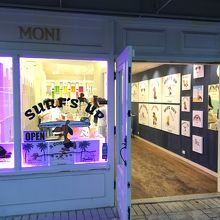 モアナサーフライダー店
