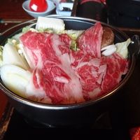 上州牛は霜降りで美味しいです。このあとうどんも出ます