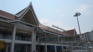 外国人観光客ばかりの空港